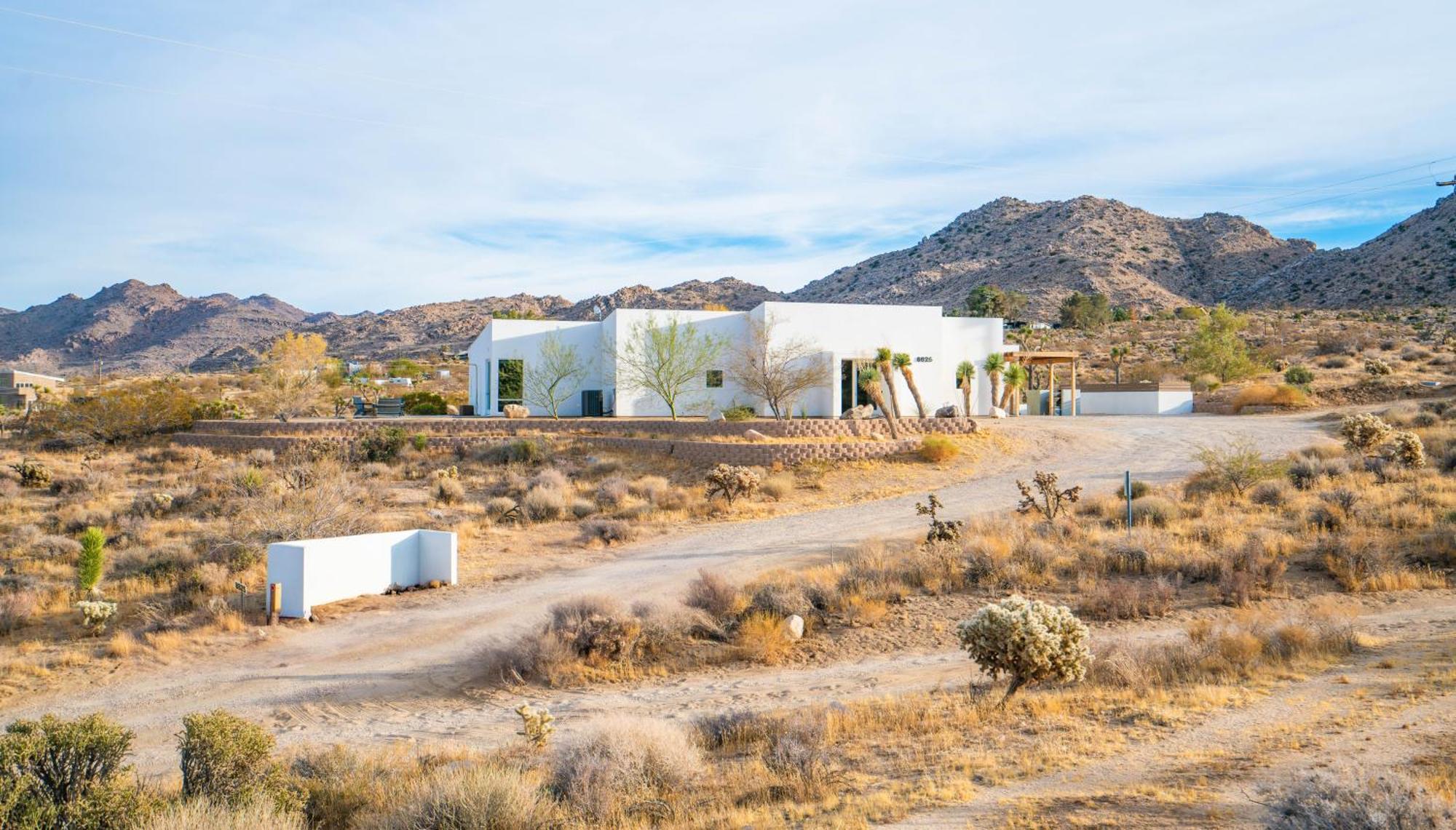 Experience Desert Serenity Gateway To Joshua Tree Dış mekan fotoğraf